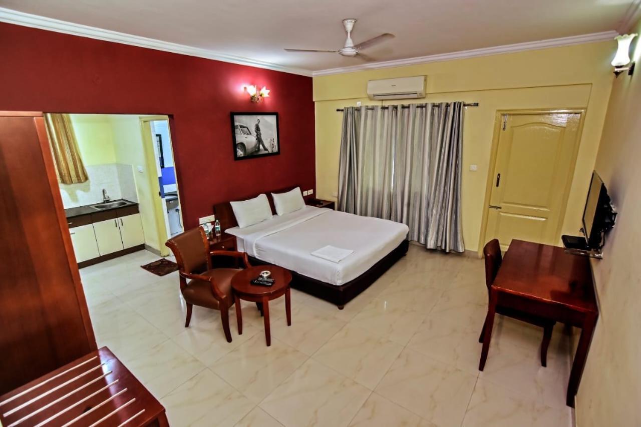White Bricks Inn Bangalore Extérieur photo
