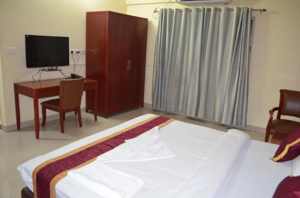 White Bricks Inn Bangalore Extérieur photo